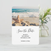 Starfish op een foto van Sandy Beach Save The Date (Staand voorkant)