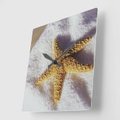 Starfish op een handdoek vierkante klok (Hoek)