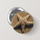 Starfish op het strand ronde button 5,7 cm (Voorkant /achterkant)