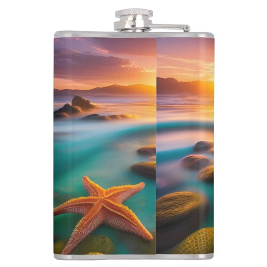 Starfish op strand op Dawn Heupfles (Achterkant)