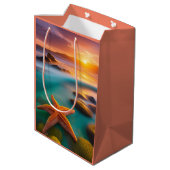 Starfish op strand op Dawn Medium Cadeauzakje (Achterkant Gekanteld)
