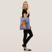 Starfish op witte zand tote bag (Op model)