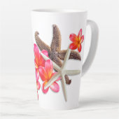 Starfish Plumeria Bloemen gepersonaliseerd Latte Mok (Rechterhoek)