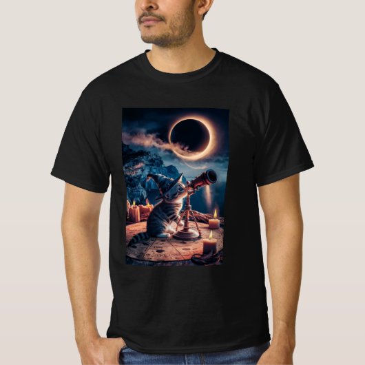Stargazer Cat: Cosmic Dreamer T-shirt (Voorkant)