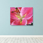 Stargazer Lilly Wrapped Canvas (Insitu (Houten vloer))