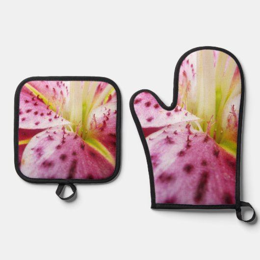 Stargazer Lily Bright Magenta Floral Ovenwant & Pannenlap Set (Voorkant)