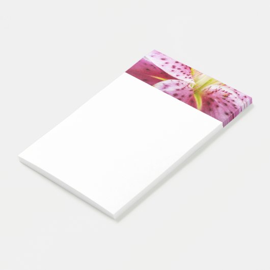 Stargazer Lily Bright Magenta Floral Post-it® Notes (Schuin)