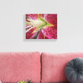 Stargazer Lily Canvas Afdruk (Insitu (Woonkamer))