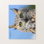 Staring met een prachtige, grote hoornvlieg legpuzzel (Verticaal)