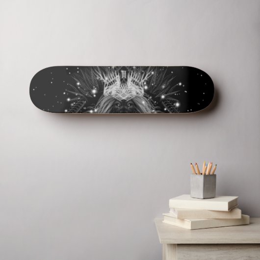 Starlight-leeuw met kroonmonogram zwart persoonlijk skateboard (Muurkunst (Horizontaal))