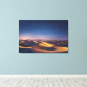 Starry Night Over Golden Desert Dunes Landscape Canvas Afdruk (Insitu (Houten vloer))