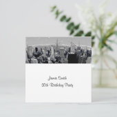 Starry NYC geëtste Fisheye Grey Skyline Verjaardag Kaart (Staand voorkant)