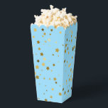 Stars Are Out Treat Box Bedankdoosjes<br><div class="desc">Feestelijke behandeldoos is weergegeven in een lichtblauwe en gouden sterrenprint.
Pas dit item aan of koop het in deze uitvoering.




Afbeelding met licentie</div>