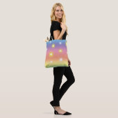 Stars Shine op deze pastel Multicolor Tote Bag (Op model)