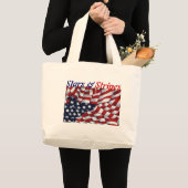 STARS & STRIPES, VAN SHARON SHARPE GROTE TOTE BAG (Voorkant (product))