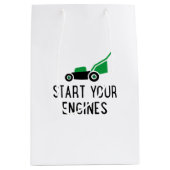 Start your Engines Lawn Mower Medium Cadeauzakje (Voorkant)