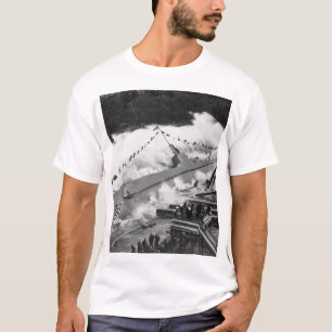 Starten van USS ROBALO op 9 mei 1943 te Manitowoc T-shirt