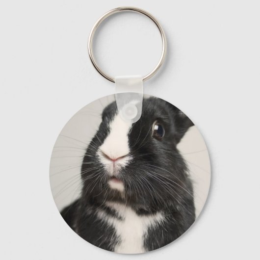 Startled Black and White Bunny Rabbit Sleutelhanger (Voorkant)