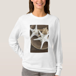 Starvis in een mand t-shirt