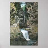 State Park Uitzicht of Curtain en Cavern Cascades Poster (Voorkant)