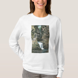 State Park Uitzicht of Curtain en Cavern Cascades T-shirt