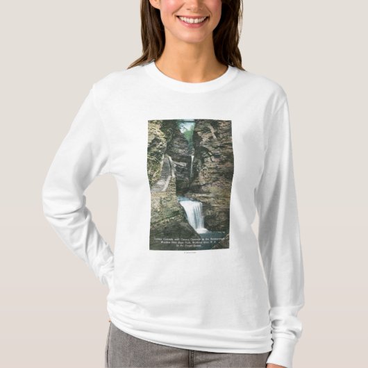 State Park Uitzicht of Curtain en Cavern Cascades T-shirt (Voorkant)