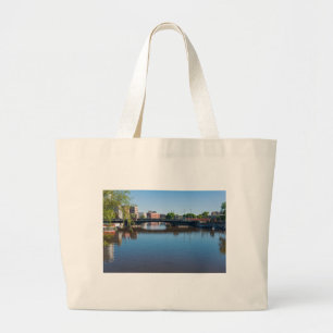 State Street Bridge - Oversteek van de Milwaukee r Grote Tote Bag