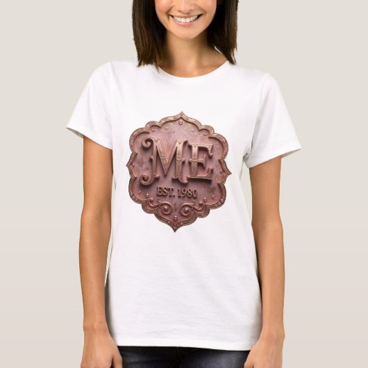 Statement Goud ME EST 1980 Print T-shirt (Voorkant)