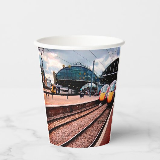 station van Newcastle Papieren Bekers (Voorkant)