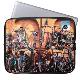 station van York Laptop Sleeve