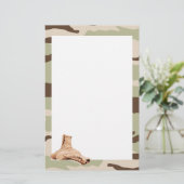 Stationery van woestijn Camo en Combat Boots Briefpapier (Staand voorkant)