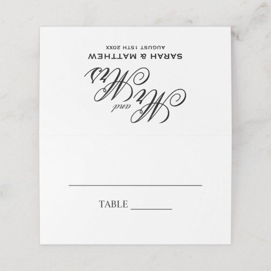 Statistische scripttypografie Mr. & Mrs bruiloft Plaatskaartje (Buitenkant ongevouwen)