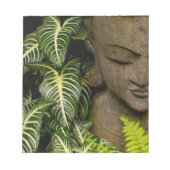 Statue in a Garden Location Information: Chiang Ma Notitieblok (Voorkant)