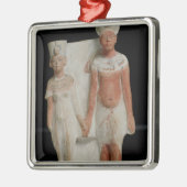 Statuette van Amenophis IV en Nefertiti Metalen Ornament (Links)