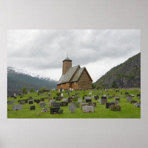 Stave-kerk met begraafplaats in het poster Noorweg