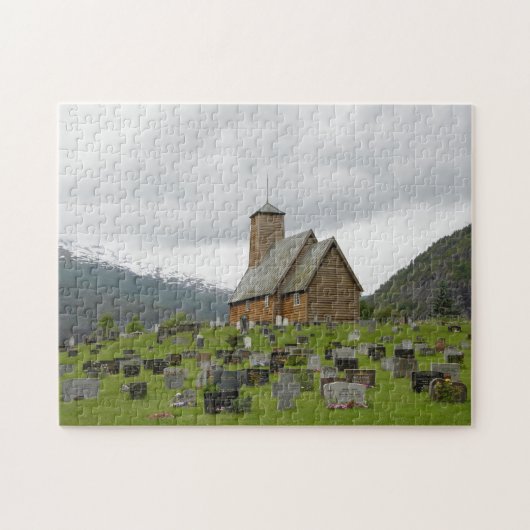 Stave-kerk met begraafplaats in Noorwegen Legpuzzel (Horizontaal)