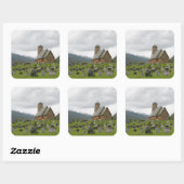 Stave kerk met begraafplaats, Noorwegen vierkante  Sticker (Vel)