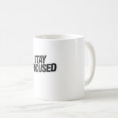Stay Focused Minimal Typography Sweatshirt Koffiemok (Voorkant rechts)