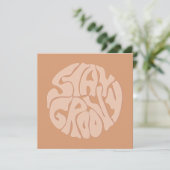 Stay Groovy Retro Beige Flat Kaart (Staand voorkant)