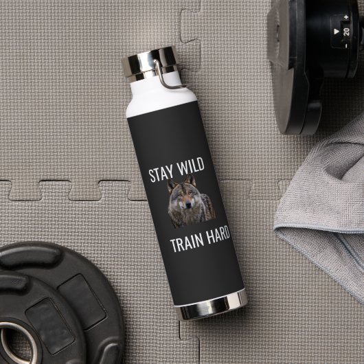 Stay Wild Train Hard Wolf Waterfles Fitness  (Sportschool (Gedraaid)  )