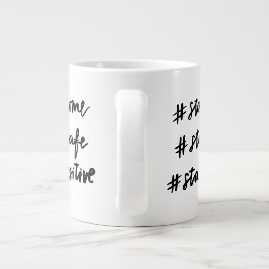 #stayhome #staysafe #stayposium grote koffiekop (Achterkant)