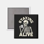 Staying Alive Funny Halloween Skeleton Drink Co Magneet (Voorkant / Achterkant)