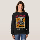 Staying Alive Skeleton Koffie Halloween Ontwerp Trui (Voorkant volledig)