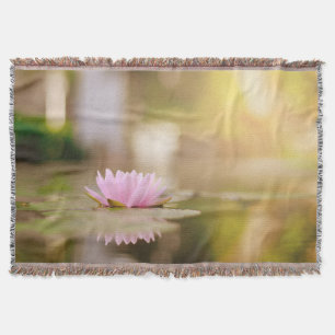 Staylish Lotus Flower Landscape, Zen Deken