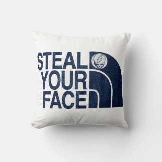 Steal Your Face Throw Pillow Kussen