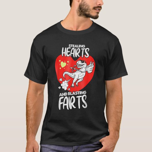 Stealing Hearts And Blasting Farts Dino Cupid Vale T-shirt (Voorkant)