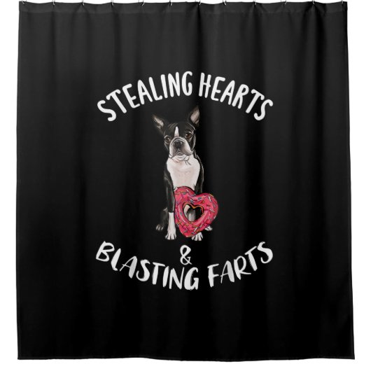 Stealing Hearts blaast naar Boston Terrier Douchegordijn (Voorkant)