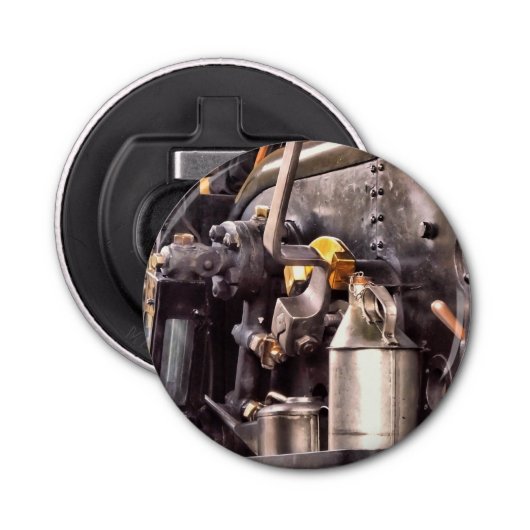 STEAM TRAINS BUTTON FLESOPENER (Voorkant)