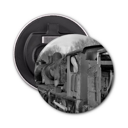 STEAM TRAINS BUTTON FLESOPENER (Voorkant)