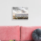Steaming Beauty: een Yellowstone Geyser-uitbarstin Canvas Afdruk (Insitu (Woonkamer))